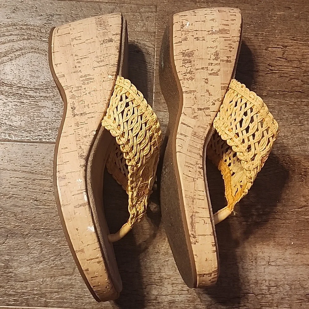 Mudd Yellow Braided Floral Thong Sandals